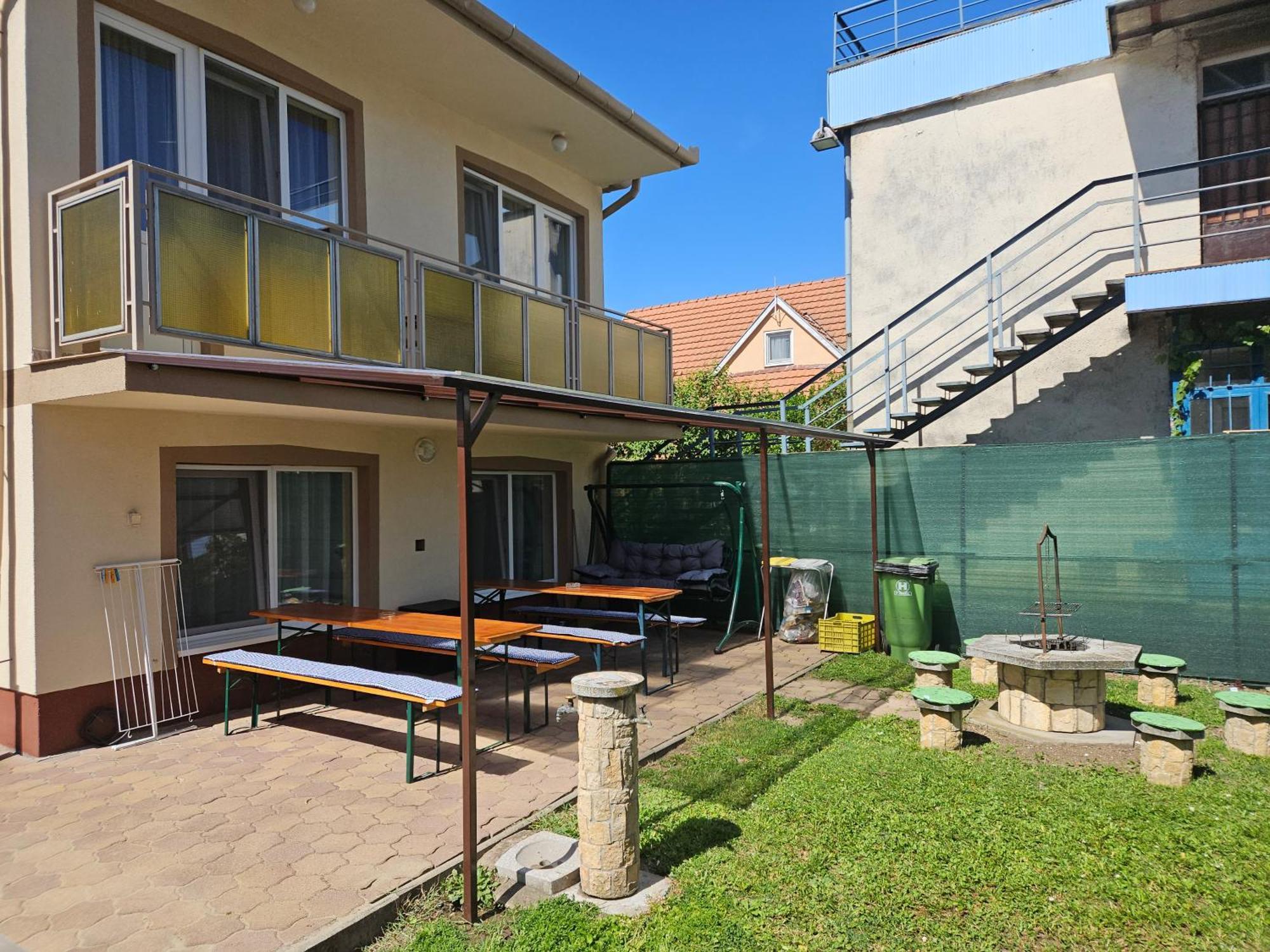 Ada 2 Apartmanhaz Hajduszoboszlo Exterior photo