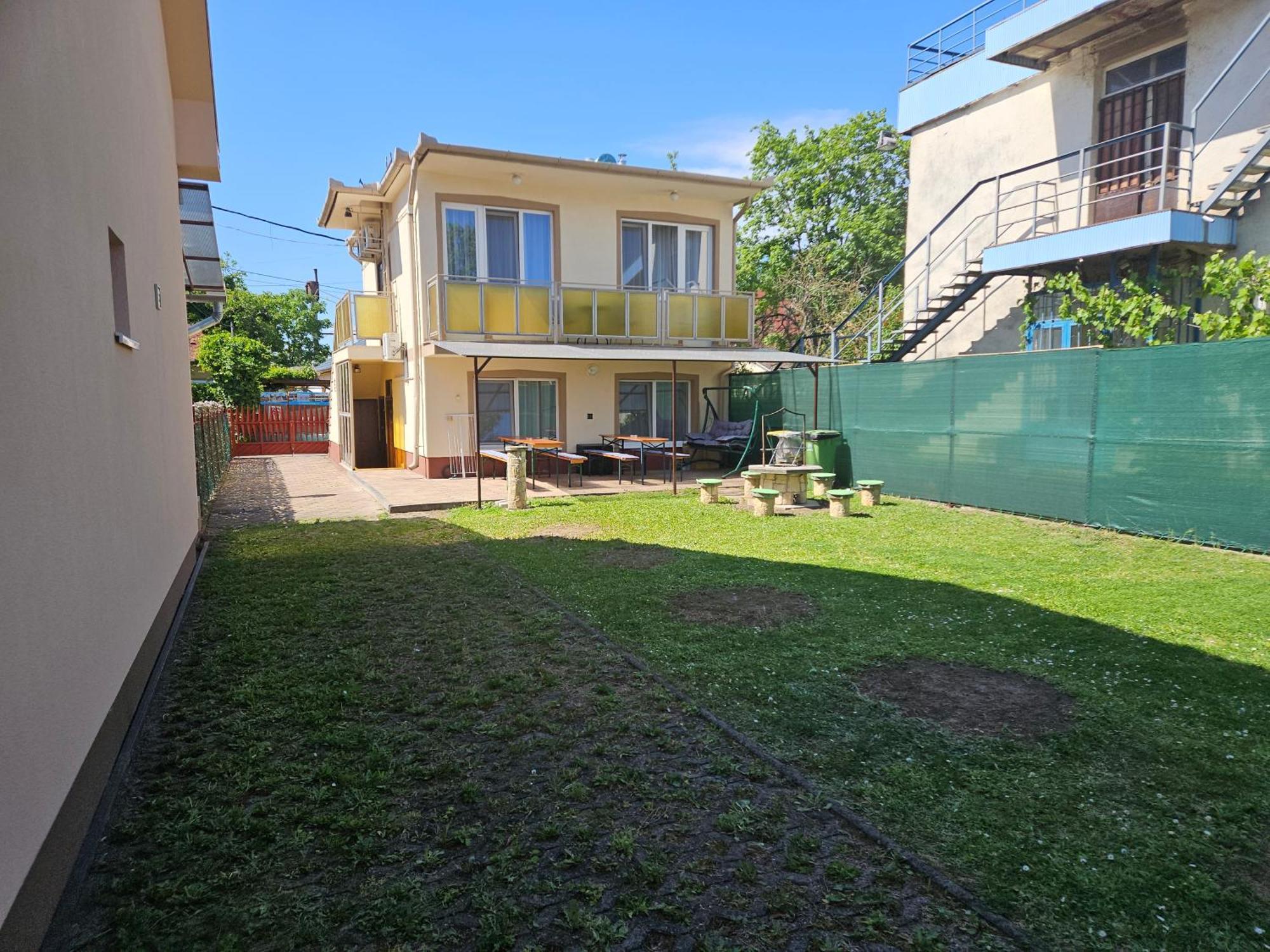 Ada 2 Apartmanhaz Hajduszoboszlo Exterior photo