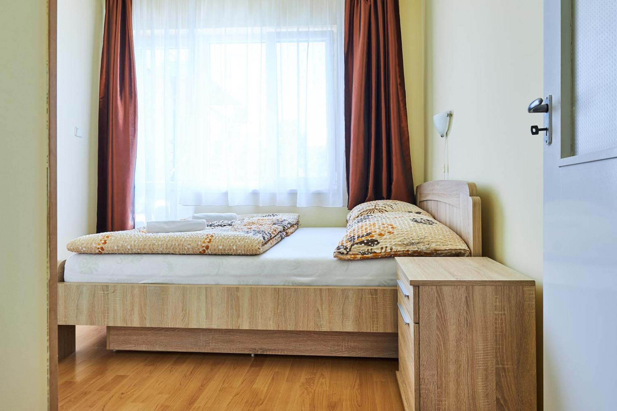 Ada 2 Apartmanhaz Hajduszoboszlo Exterior photo