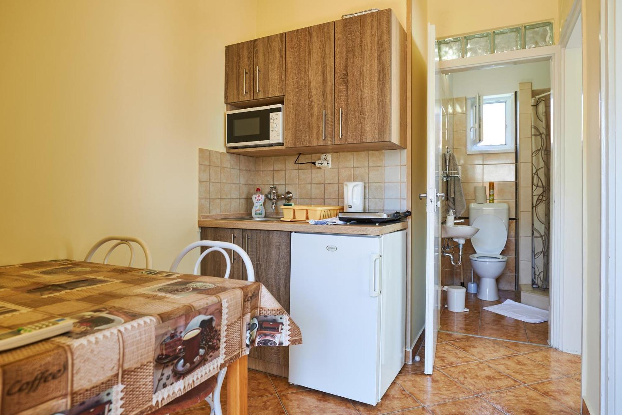 Ada 2 Apartmanhaz Hajduszoboszlo Exterior photo