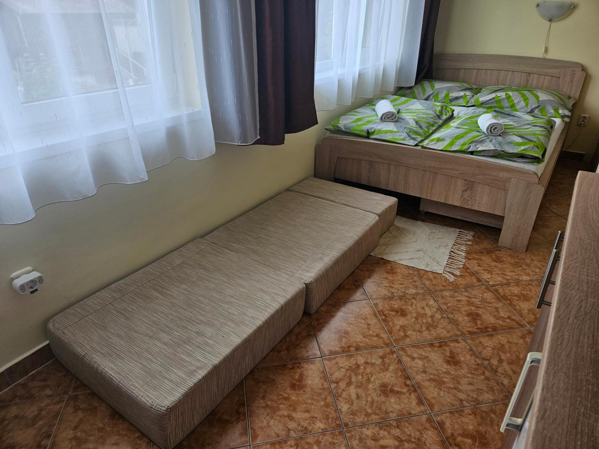 Ada 2 Apartmanhaz Hajduszoboszlo Exterior photo